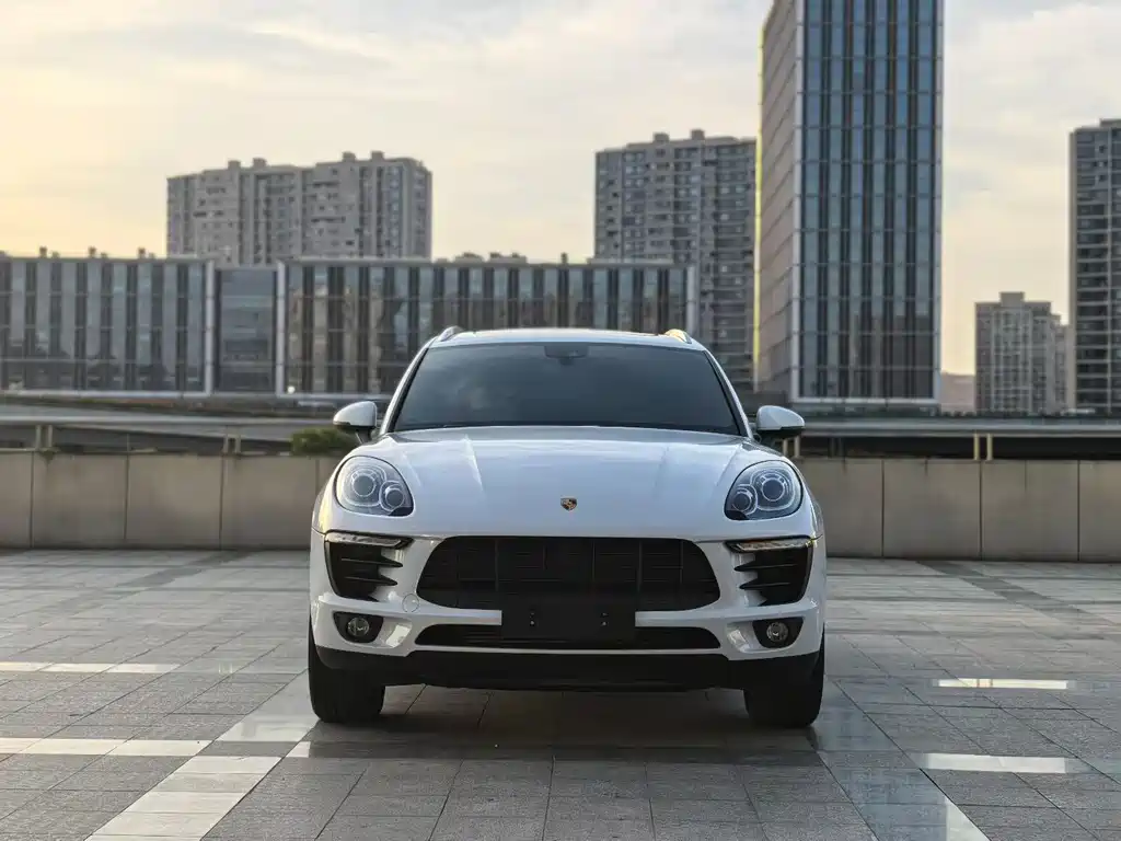 Porsche Macan 2019 — фото 2