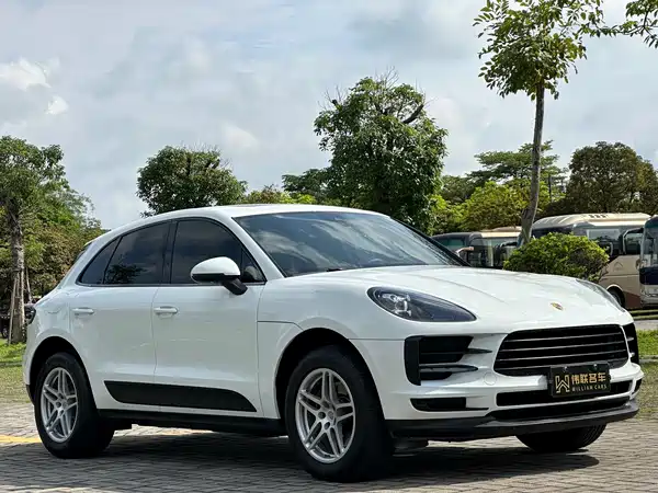 Porsche Macan 2020