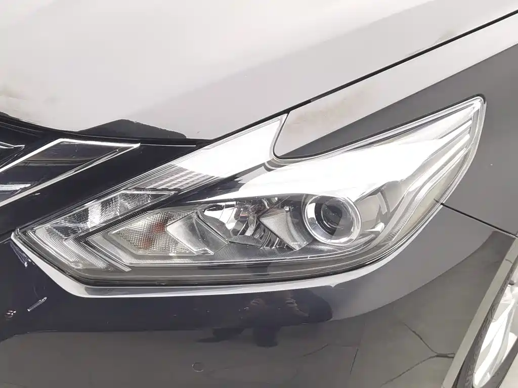 Nissan Teana 2018