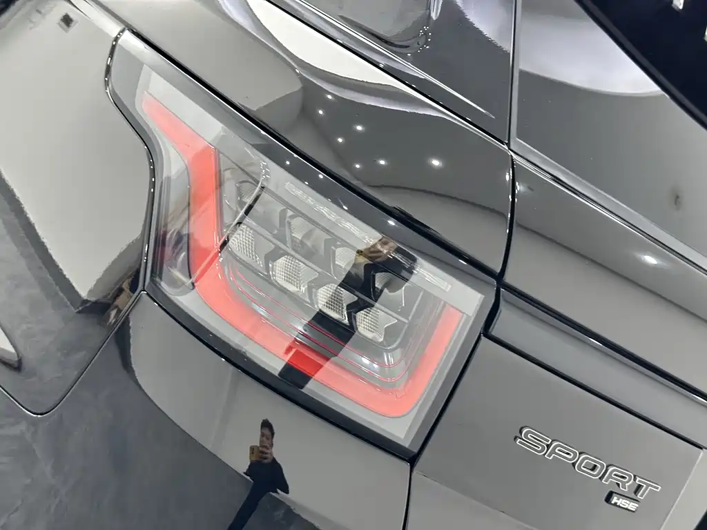 Land Rover Range Rover Sport 2023 — фото 19