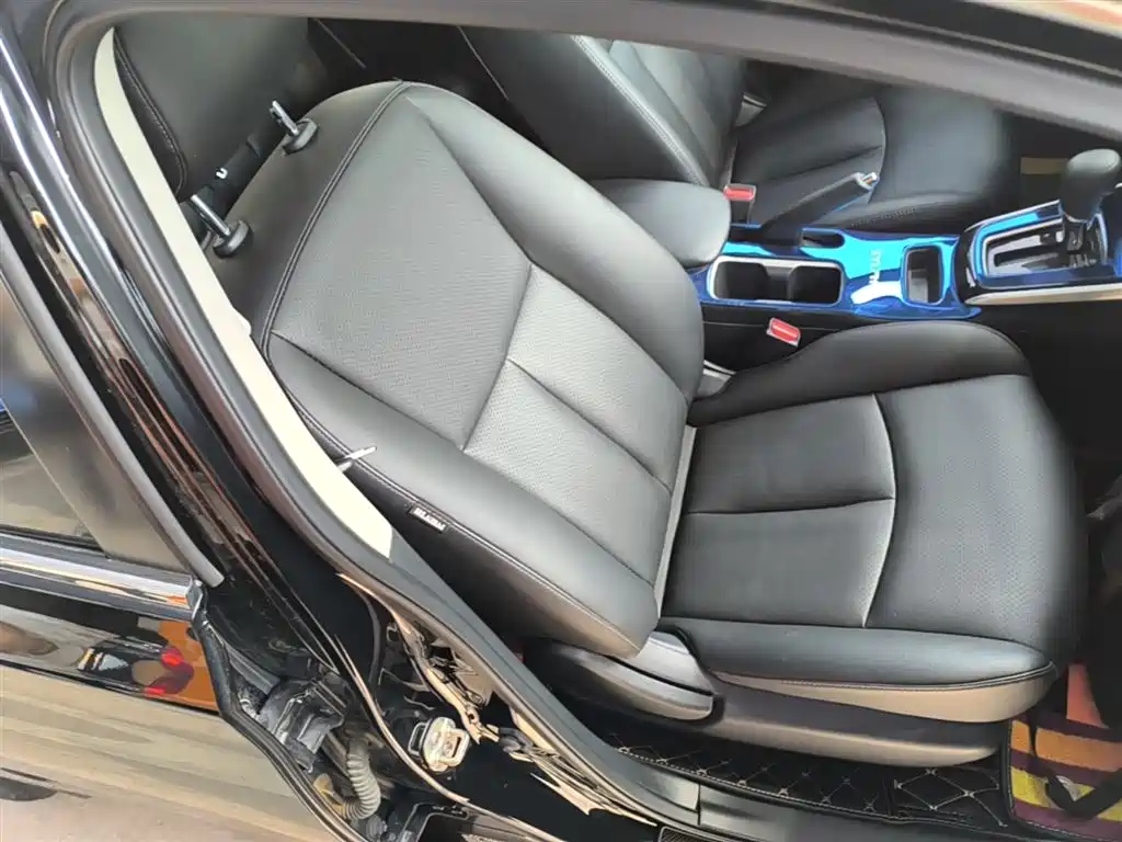 Nissan Sylphy 2020 — фото 25