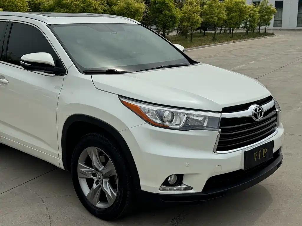 Toyota Highlander 2016 — фото 3