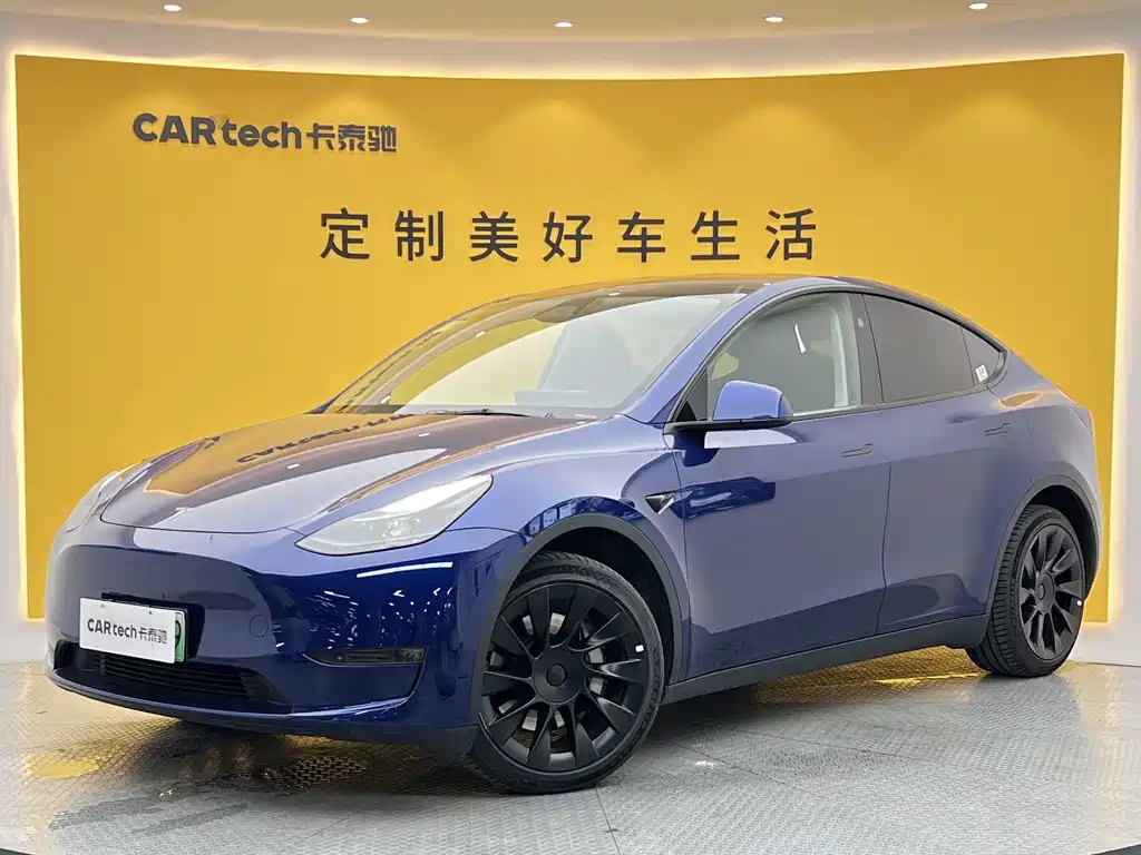 Tesla Model Y 2024 — фото 1