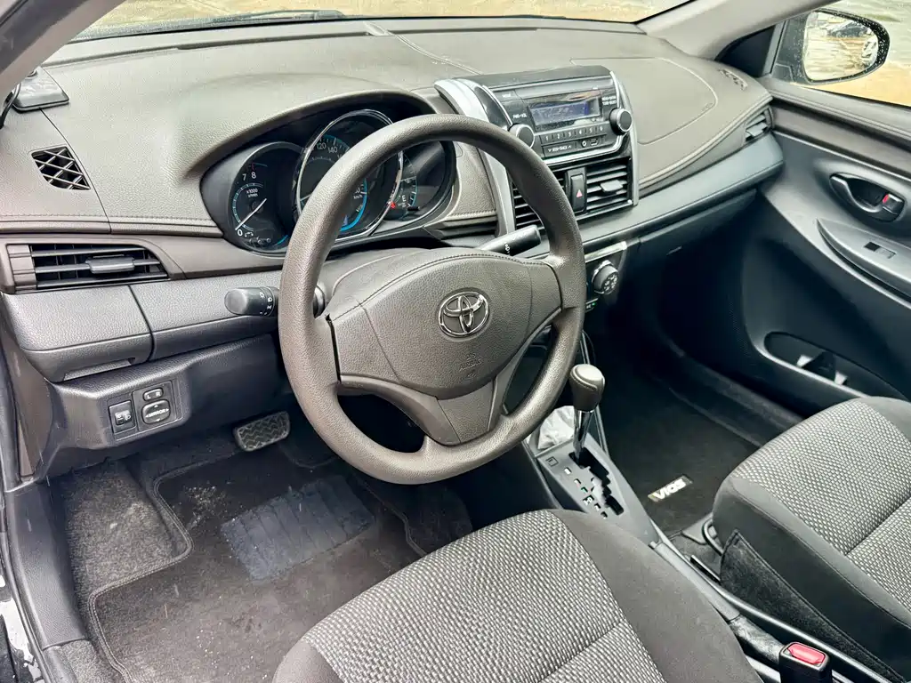 Toyota Vios 2016 — фото 10