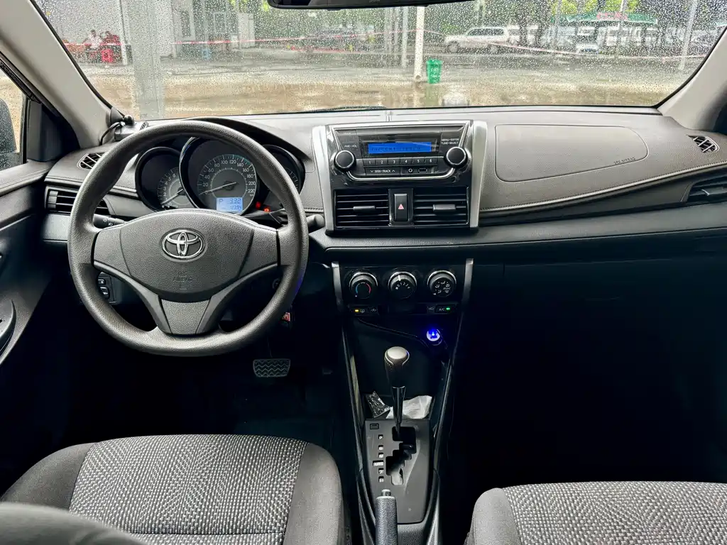Toyota Vios 2016 — фото 23