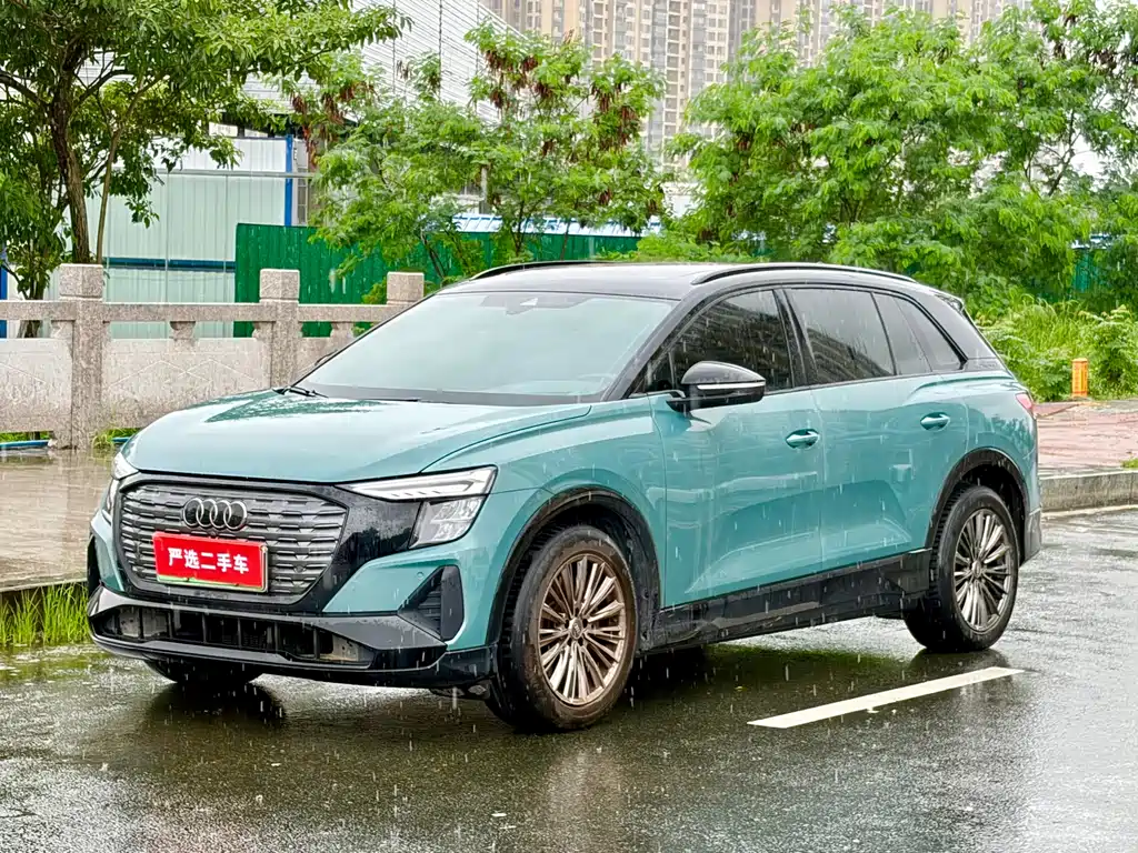 Audi Q5 e-tron 2024 — фото 4