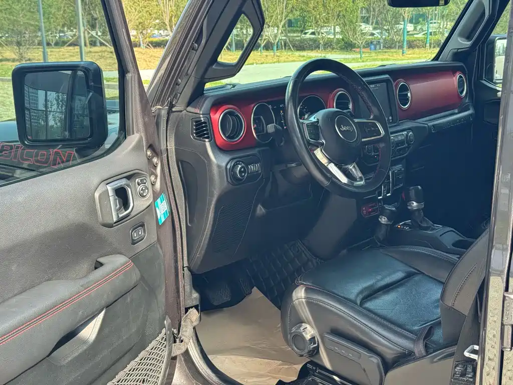 Jeep Wrangler 2021 — фото 19