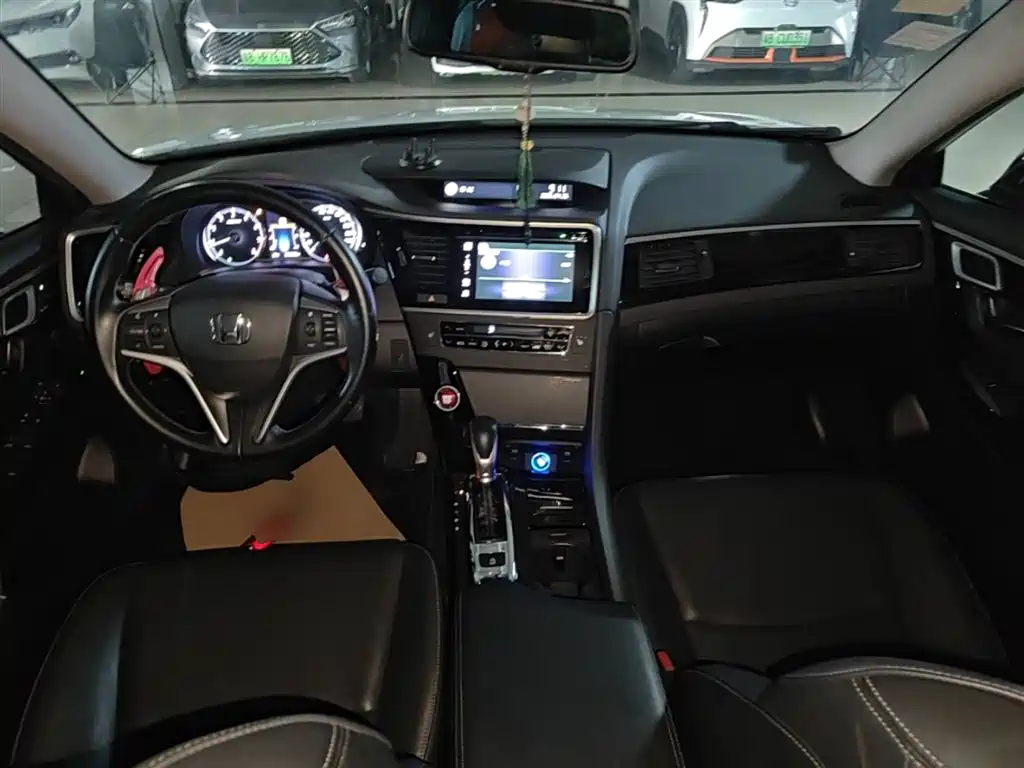 Honda Spirior 2017 — фото 10