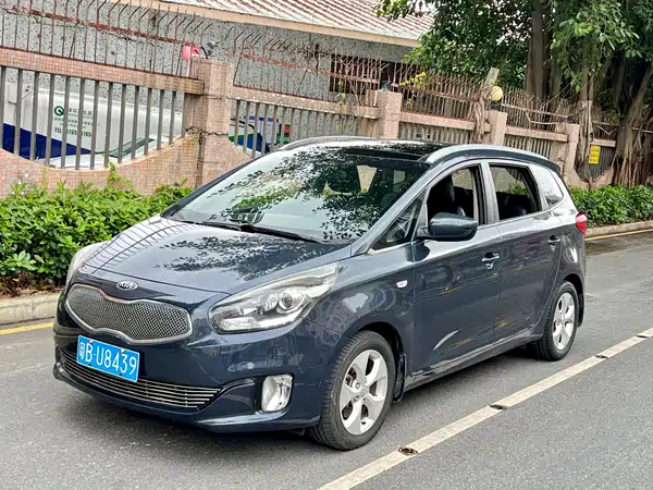 Kia Jiale 2013
