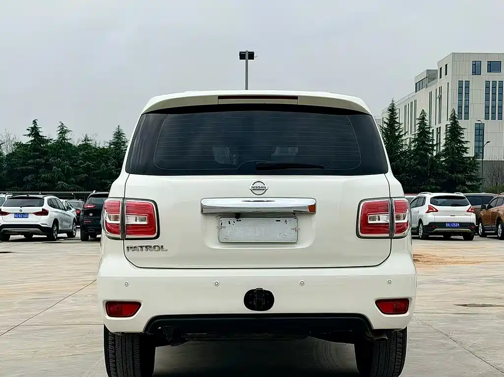 Nissan Patrol 2020 — фото 8