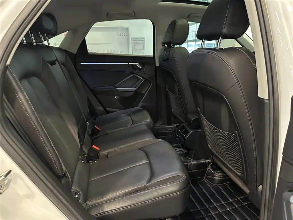 Audi Q3 Sportback 2022 — фото 8