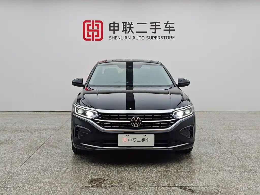 Volkswagen Passat 2022
