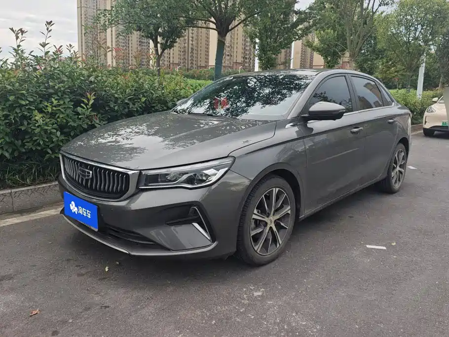 Geely Emgrand 2023