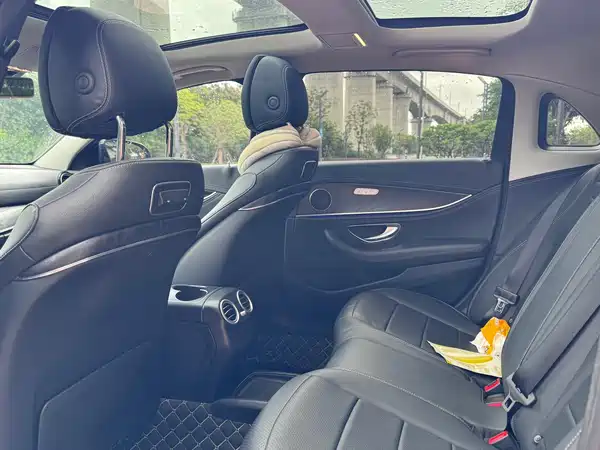 Mercedes-Benz E-Class 2018