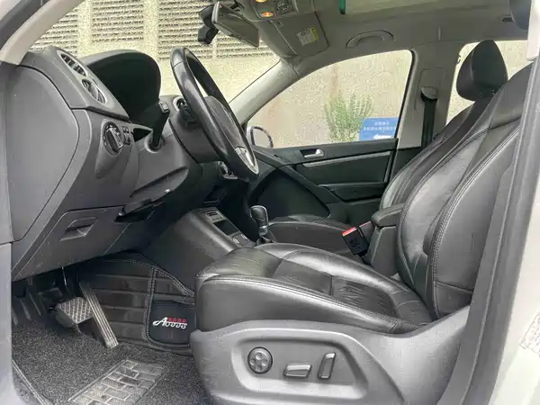 Volkswagen Tiguan 2015