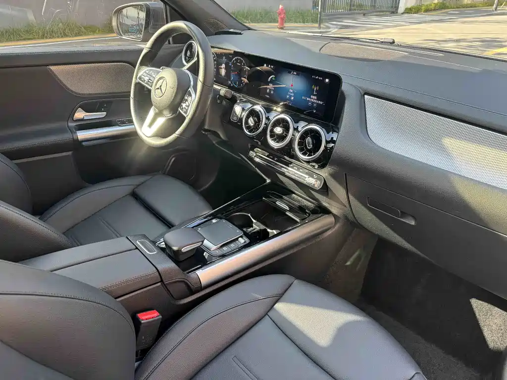 Mercedes-Benz GLA 2022 — фото 9