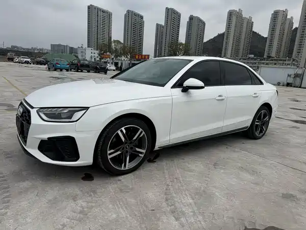 Audi A4L 2022