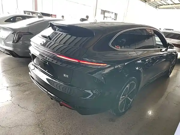 NIO ET5T 2025