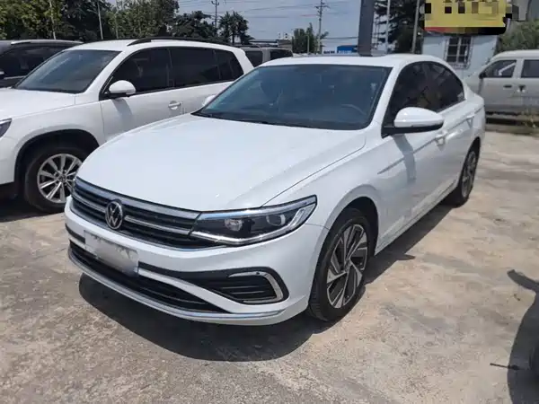 Volkswagen Bora 2025