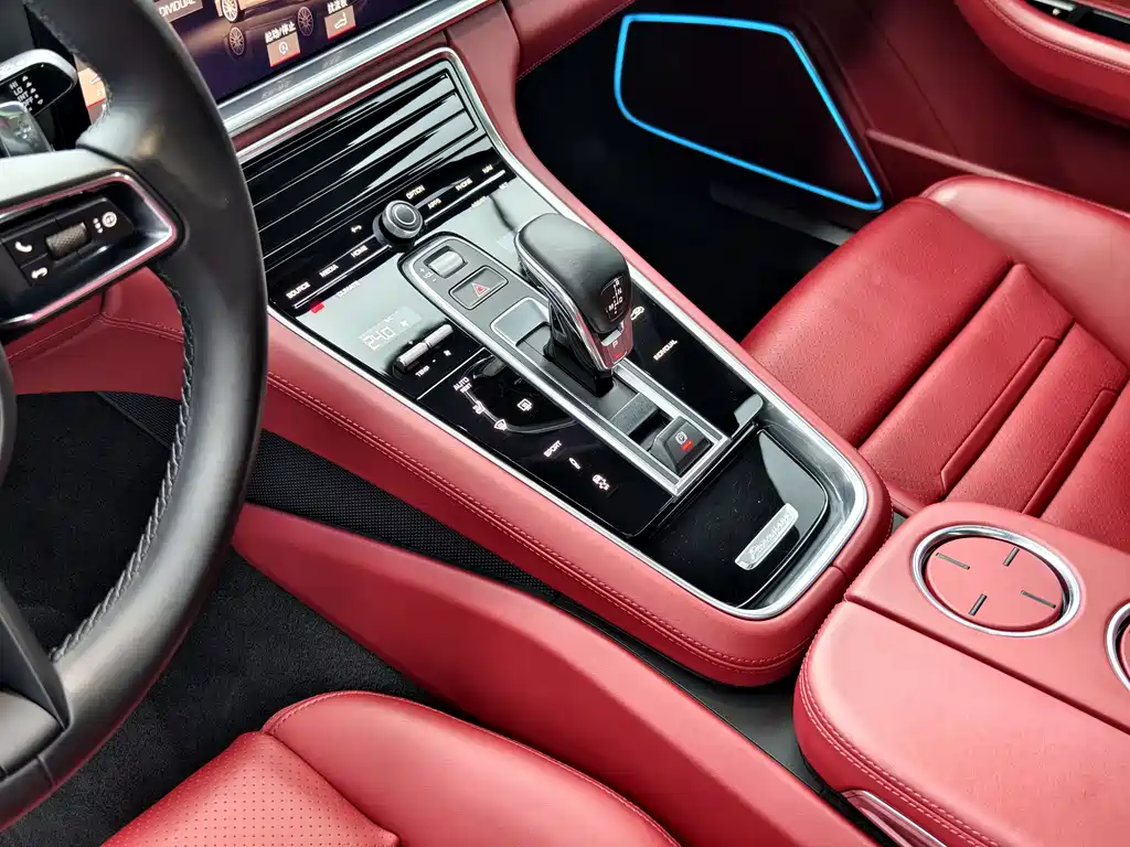Porsche Panamera 2021 — фото 11