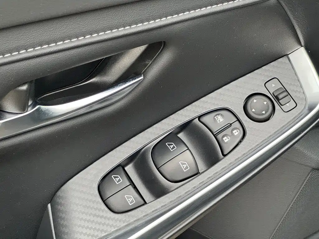 Nissan Sylphy 2024 — фото 17