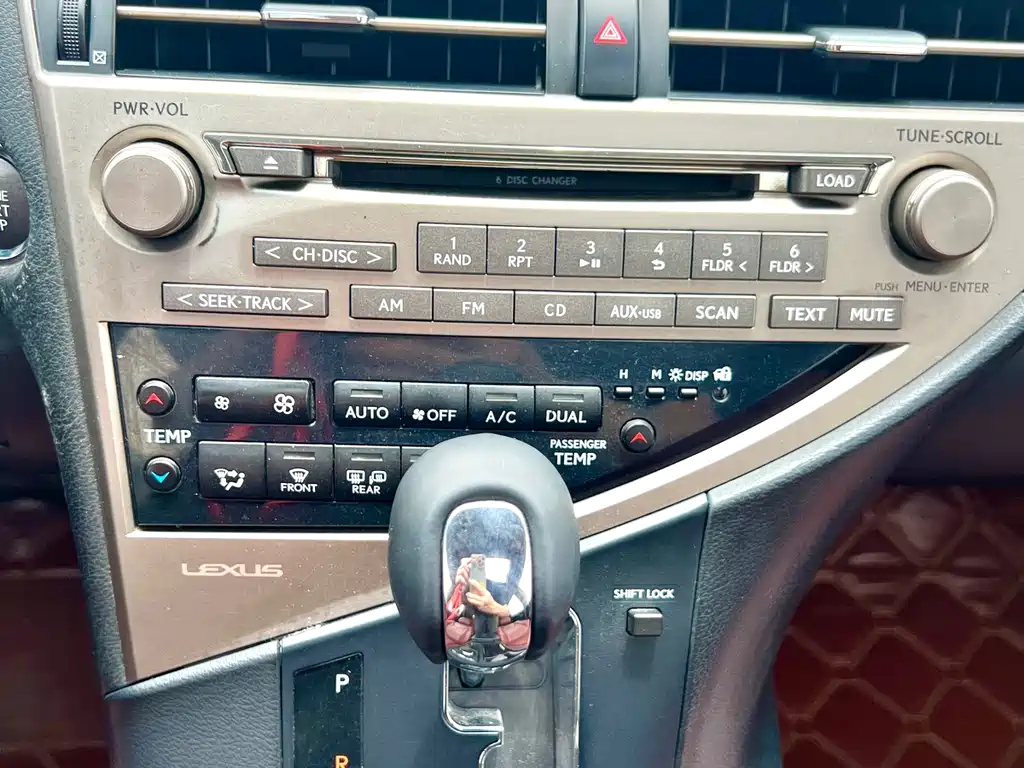 Lexus RX Classic 2014 — фото 10
