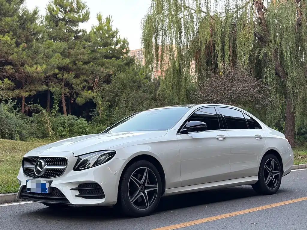 Mercedes-Benz E-Class 2019