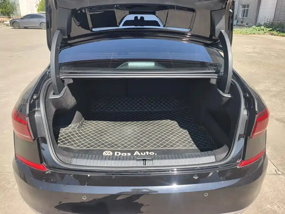 Volkswagen Passat 2024