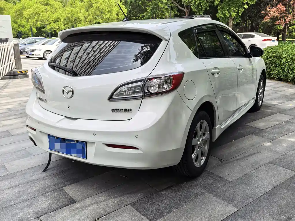 Mazda 3 Xingcheng 2012 — фото 6