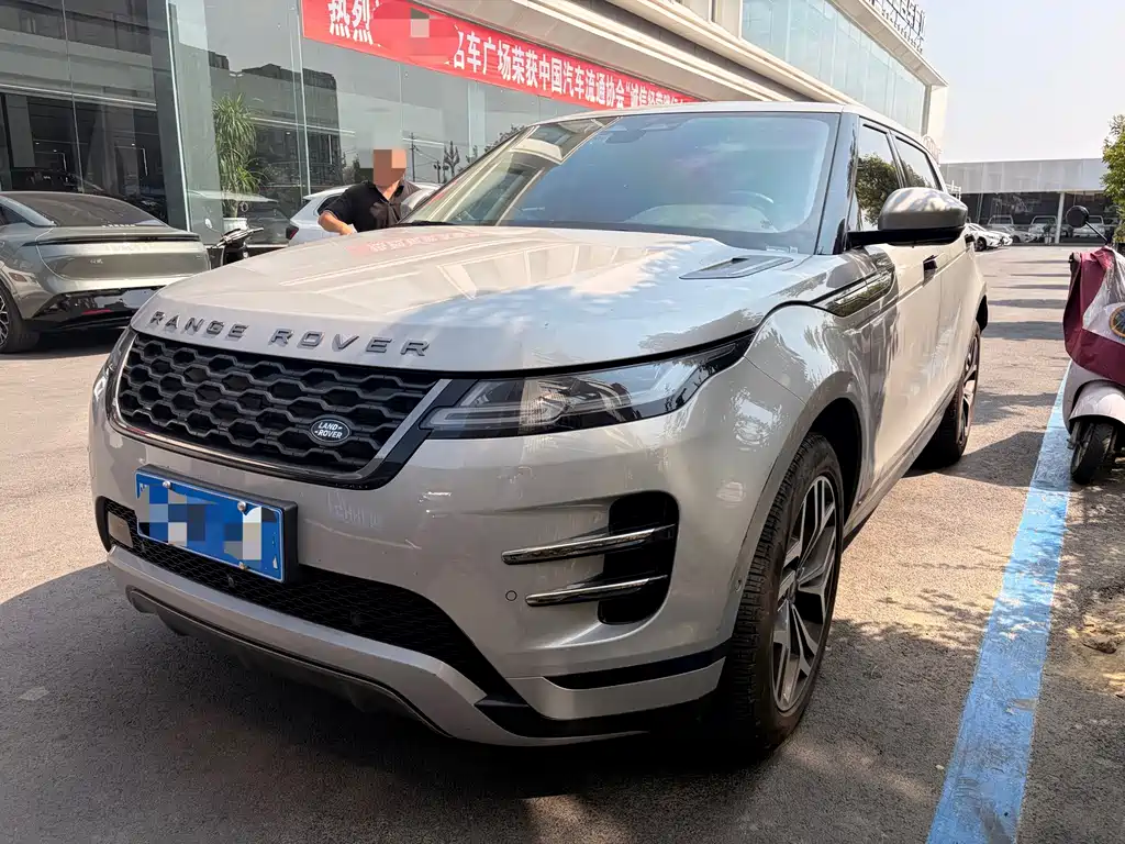Land Rover Range Rover Evoque 2021 — фото 1