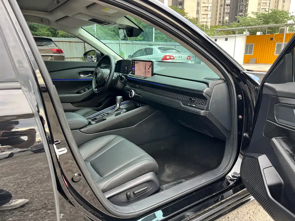 Honda Accord 2025 — фото 15