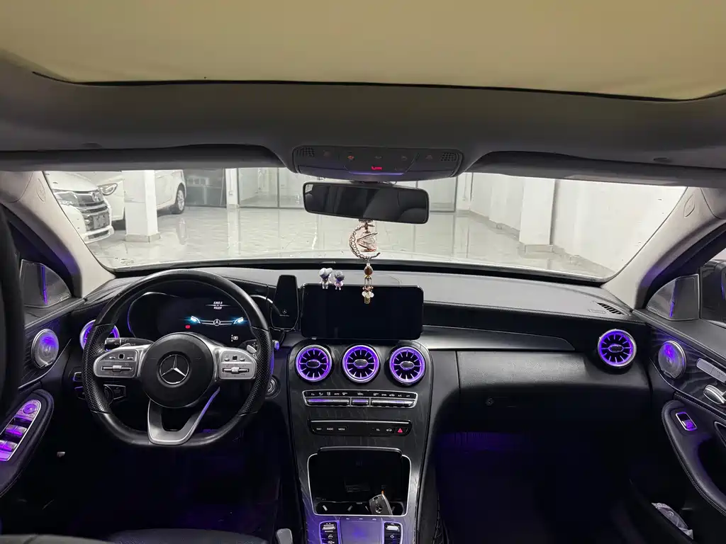 Mercedes-Benz C-Class 2020