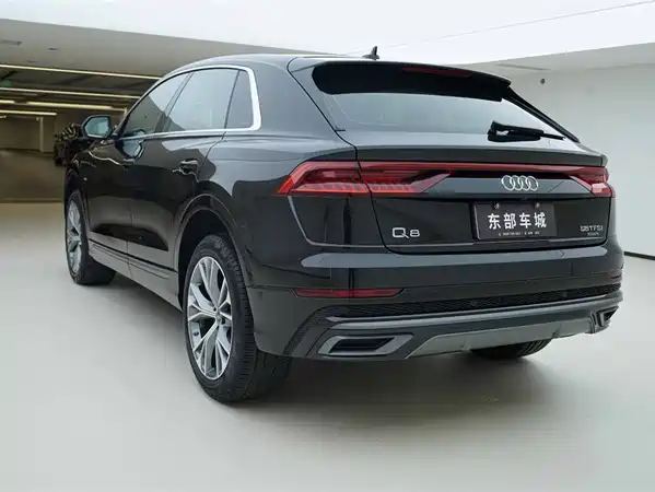 Audi Q8 2023