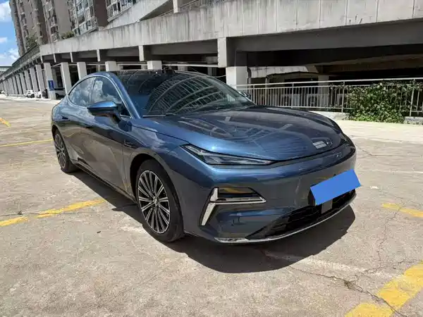 Geely Galaxy Starshine 8 2025