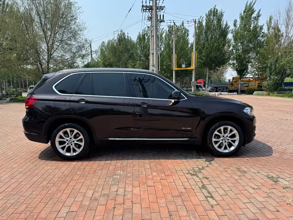 BMW X5 2014 — фото 14