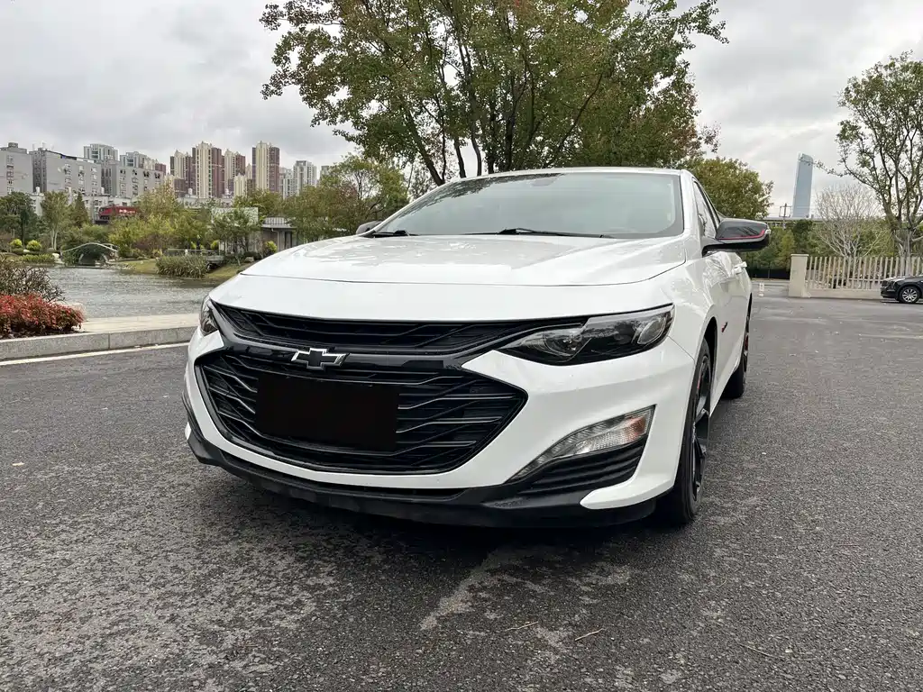 Chevrolet Malibu XL 2019 — фото 1