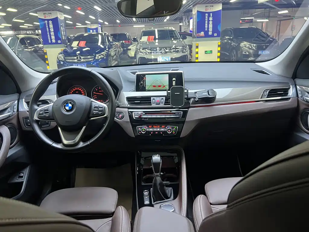 BMW X1 2017 — фото 15