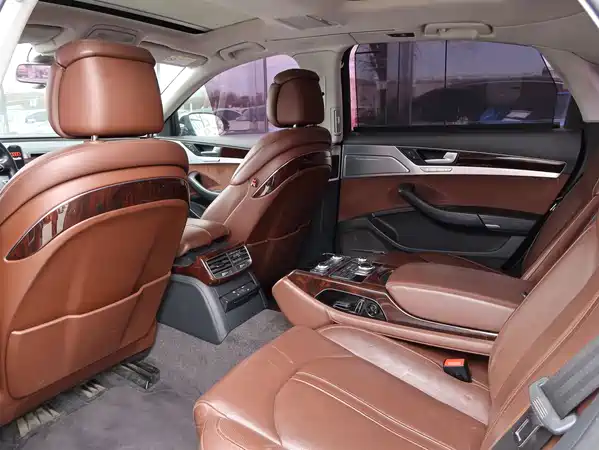 Audi A8 2016