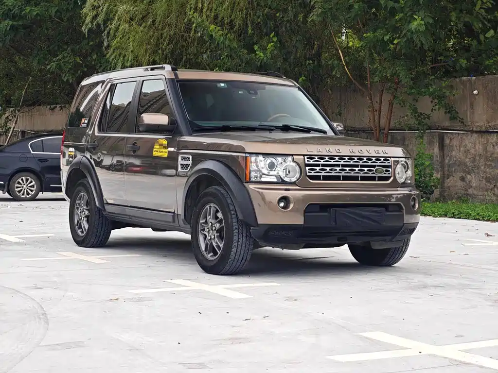 Land Rover Discovery 2010 — фото 3