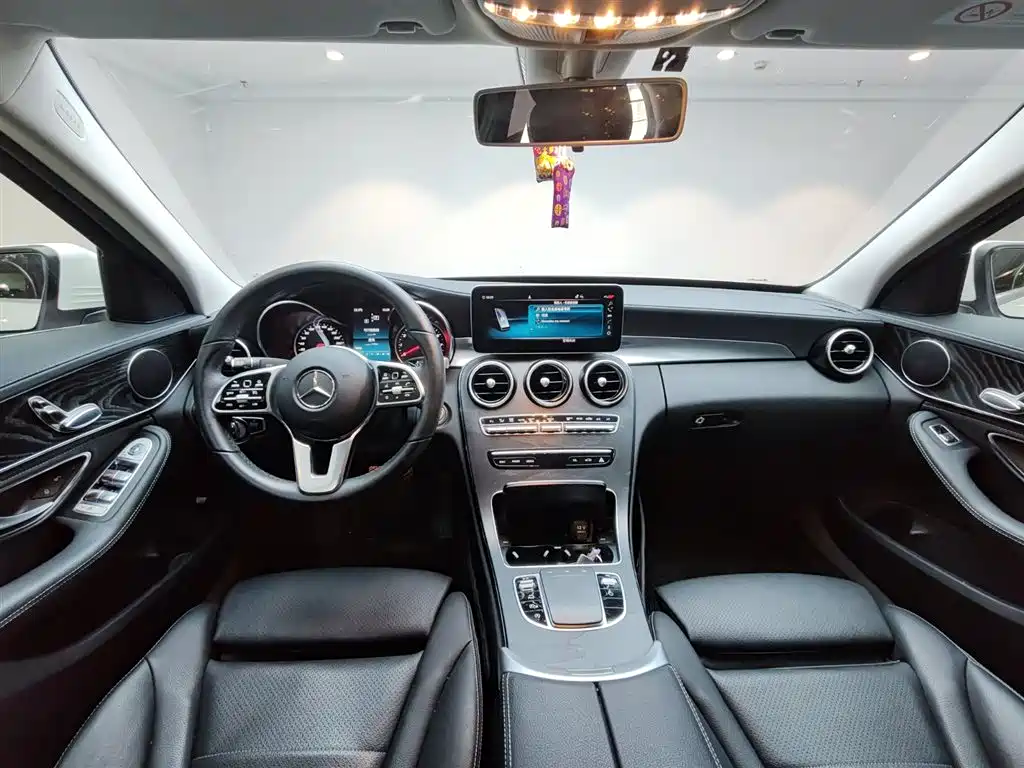Mercedes-Benz C-Class 2019 — фото 8
