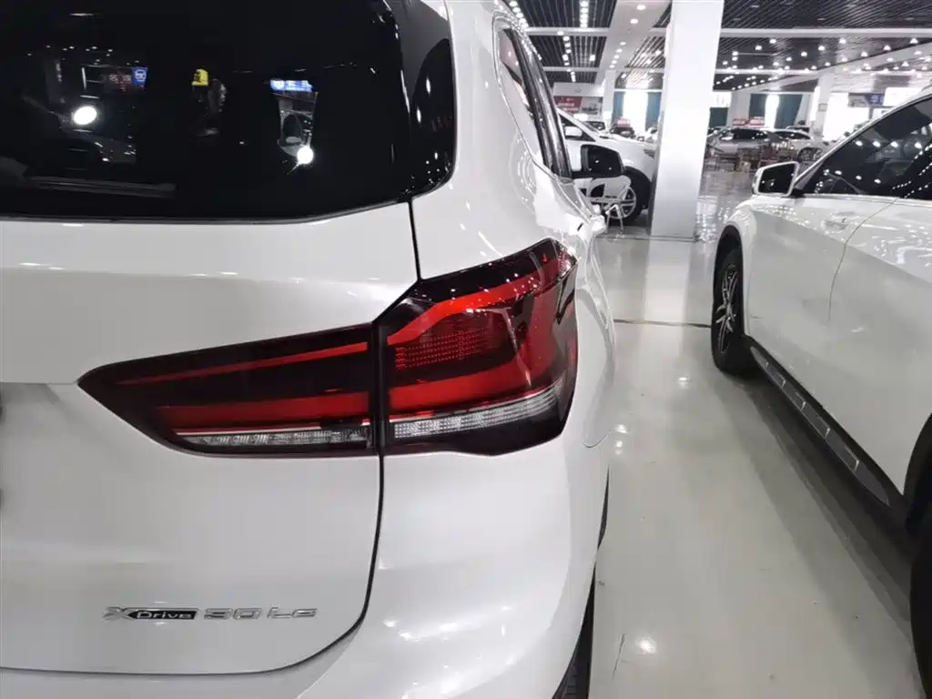 BMW X1 New Energy 2020 — фото 8