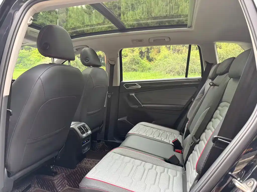 Volkswagen Tiguan L 2021