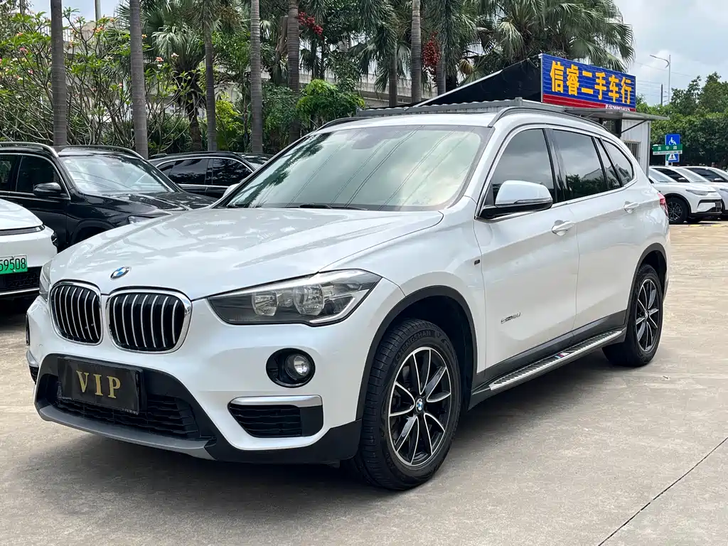 BMW X1 2016 — фото 1
