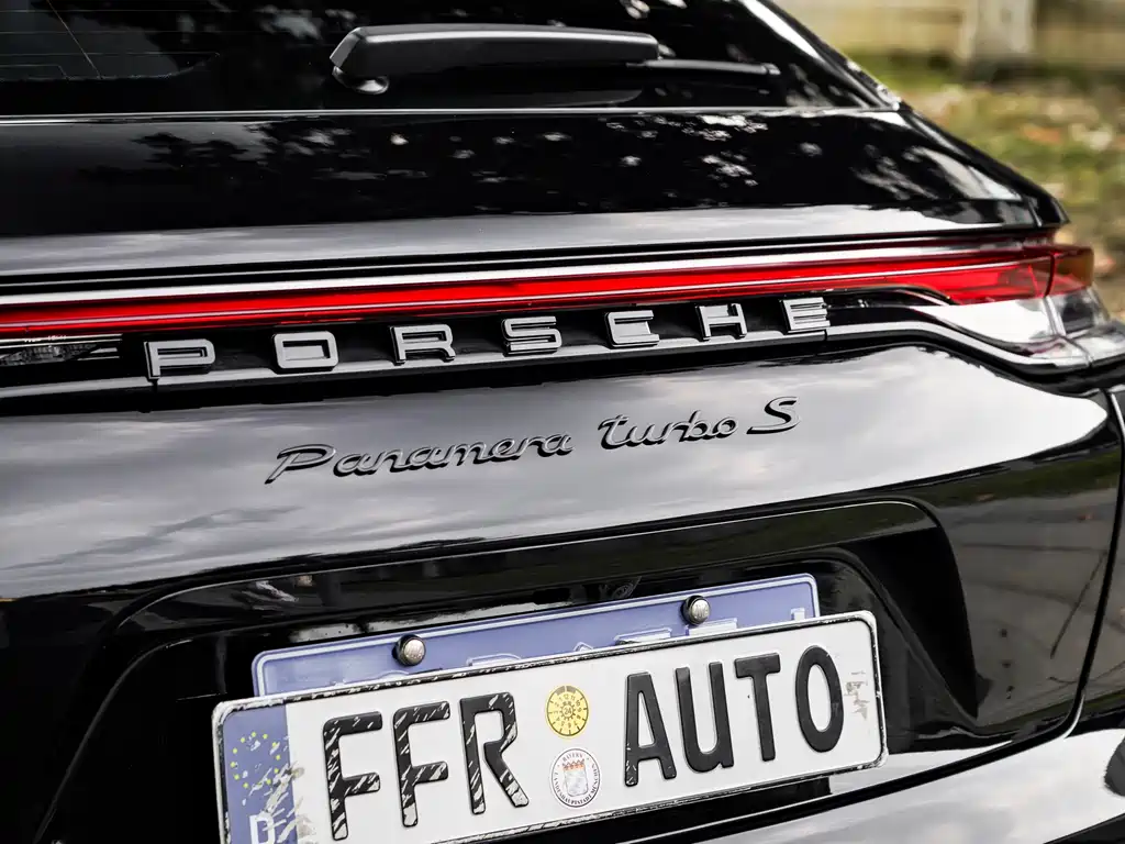 Porsche Panamera 2019 — фото 4