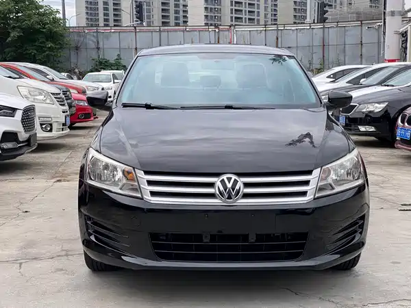 Volkswagen Santana 2015