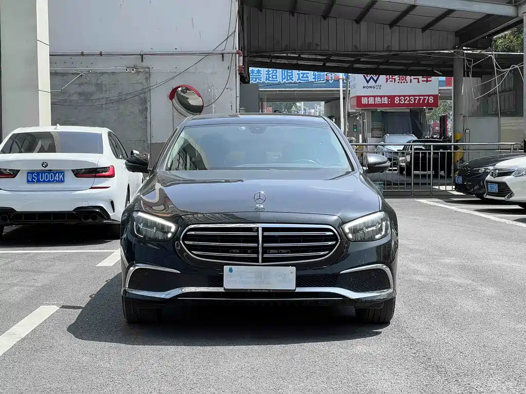 Mercedes-Benz E-Class 2023 — фото 3