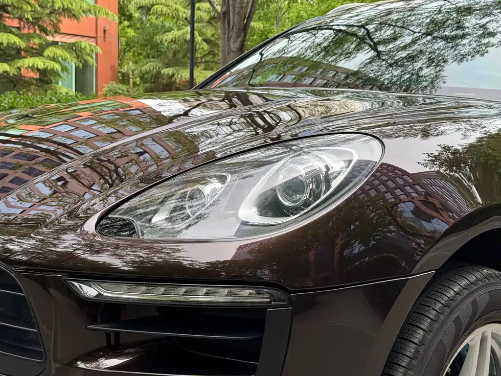 Porsche Macan 2018 — фото 24