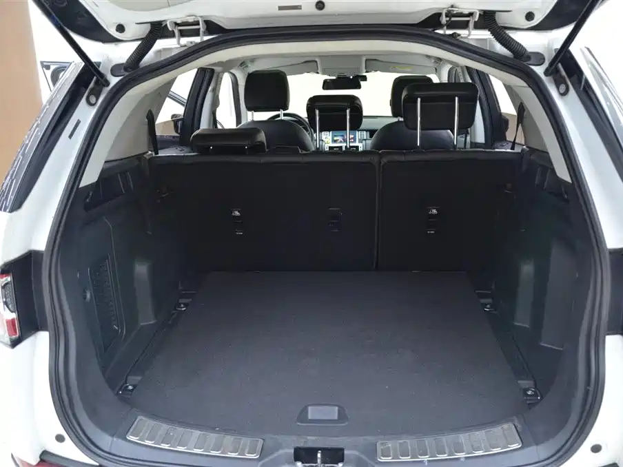 Land Rover Discovery Sport 2016 — фото 14