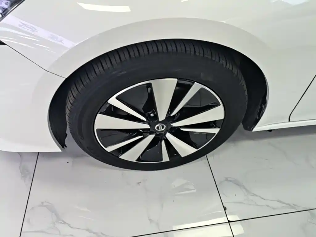 Nissan Teana 2021 — фото 23