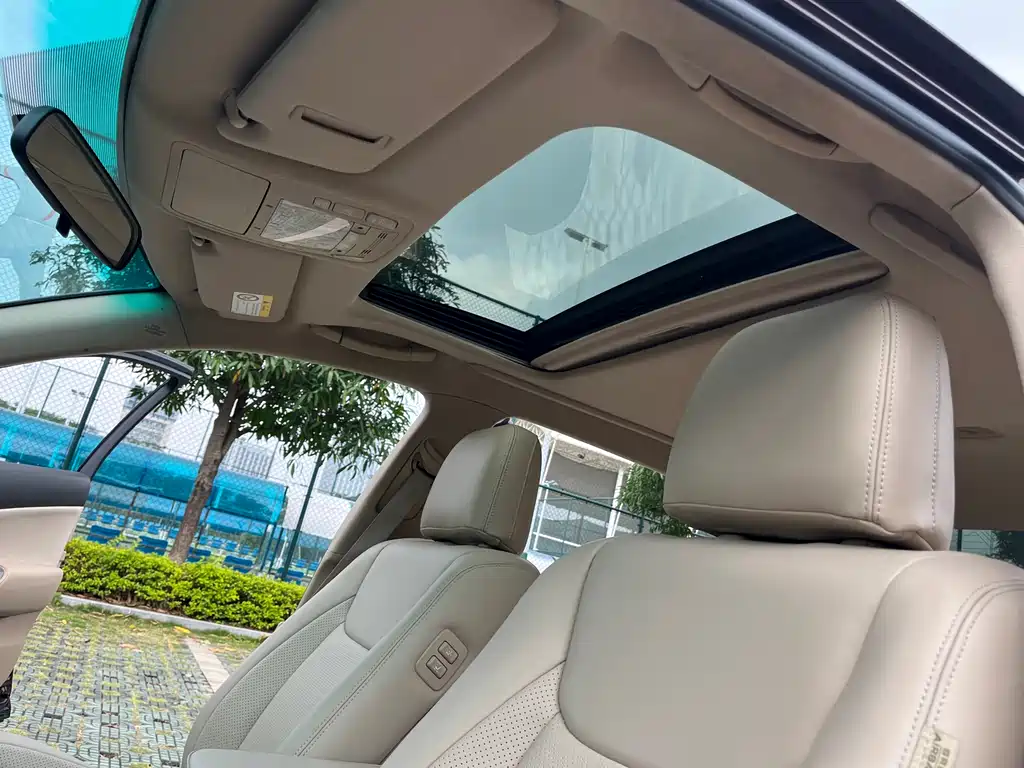 Toyota Crown 2013 — фото 18